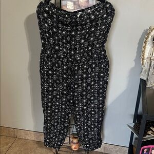 Mudd Black and White Geometric Jumpsuit